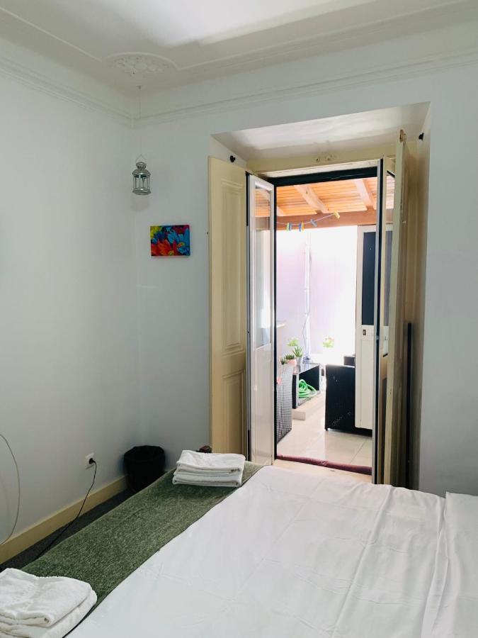 Sao Lazaro Bhuiyan Family Host Hotel Lisboa Ngoại thất bức ảnh